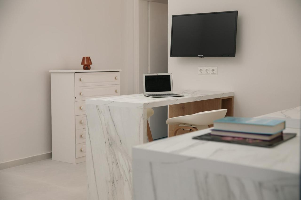Depi'S Sea Horizon Apartments Mikri Vigla Exterior photo